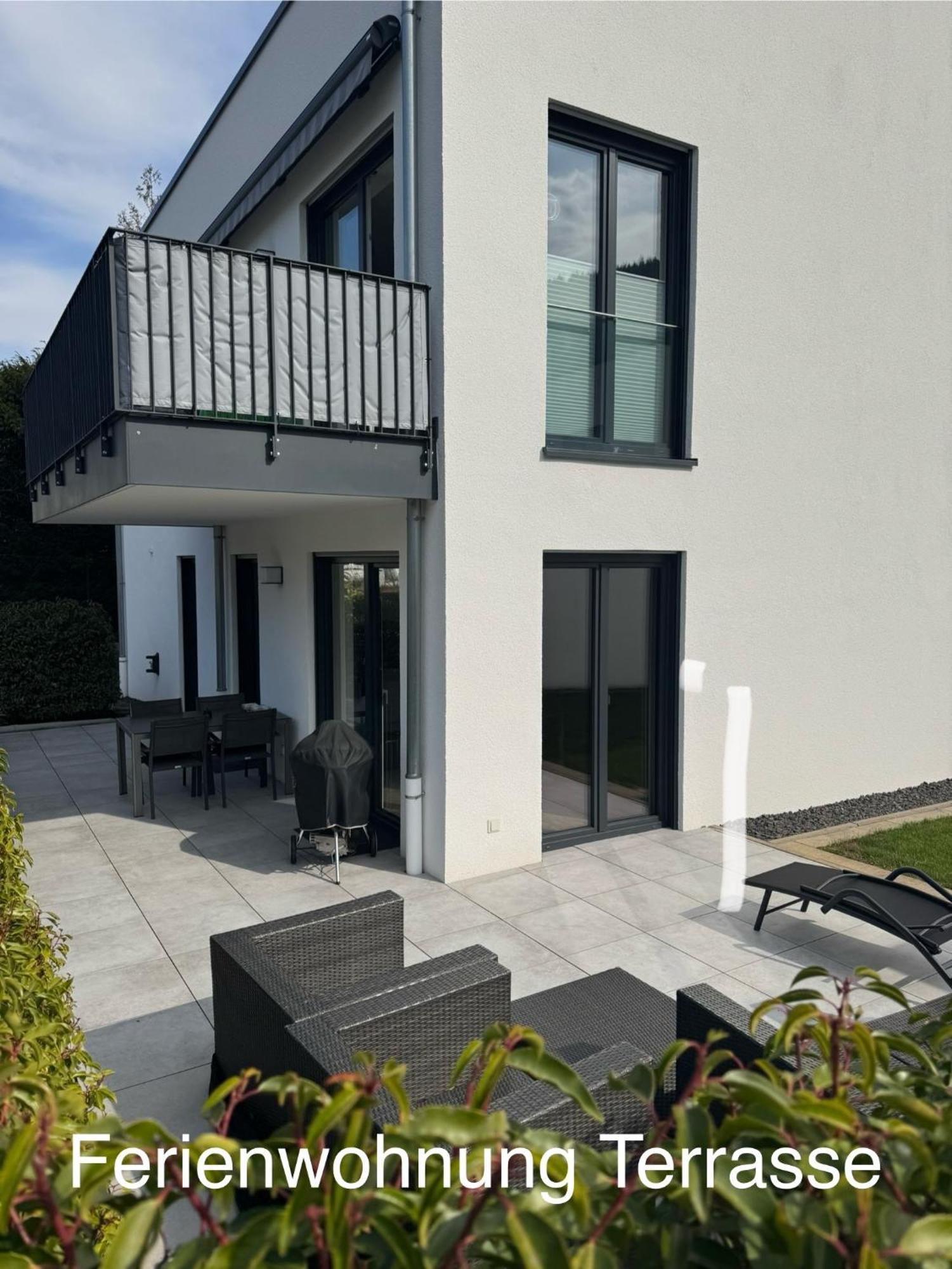 "Auslese 54" -Direkt Am Moselufer- Gaestezimmer & Ferienwohnung Traben-Trarbach Zewnętrze zdjęcie
